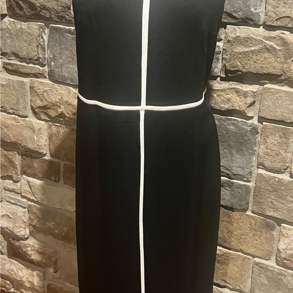 Eloquii Black Dress with White Accents -14 - Picture 4 of 7